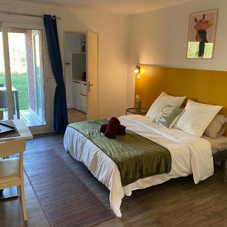 Joli Appartement 27M2 Oasis Provencale En Village Vacances En Camargue Arles Buitenkant foto