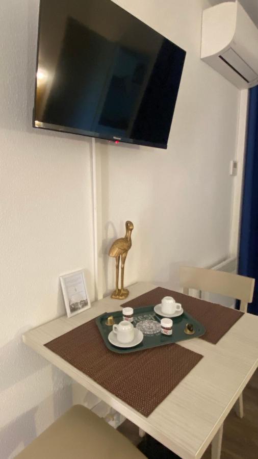 Joli Appartement 27M2 Oasis Provencale En Village Vacances En Camargue Arles Buitenkant foto